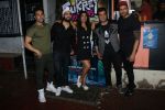 Ali Fazal, Pulkit Samrat, Manjot Singh, Varun Sharma, Richa Chadda with The Cast Of Fukrey Returns Visit At Most Popular Spots Of Mumbai on 21st Nov 2017 (129)_5a15309584e3a.JPG