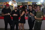Ali Fazal, Pulkit Samrat, Manjot Singh, Varun Sharma, Richa Chadda with The Cast Of Fukrey Returns Visit At Most Popular Spots Of Mumbai on 21st Nov 2017 (161)_5a15304a10aa0.JPG