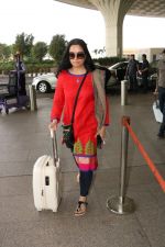 Padmini Kolhapure Spotted At Airport on 20th Nov 2017 (13)_5a1522379c619.JPG