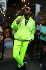Ranveer Singh at the Launch Of Adidas OFDD Store on 21st Nov 2017 (15)_5a152a966f3a2.JPG