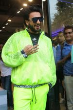 Ranveer Singh at the Launch Of Adidas OFDD Store on 21st Nov 2017 (24)_5a152a9c58769.JPG
