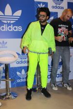 Ranveer Singh at the Launch Of Adidas OFDD Store on 21st Nov 2017 (37)_5a152aa464550.JPG