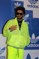 Ranveer Singh at the Launch Of Adidas OFDD Store on 21st Nov 2017 (68)_5a152abe749d1.JPG