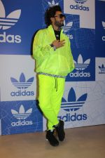 Ranveer Singh at the Launch Of Adidas OFDD Store on 21st Nov 2017 (78)_5a152acba102b.JPG