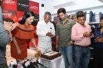  Sunny Leone makes a grand appearance at the K-Lounge store in Borivali on 28th Nov 2017 (11)_5a1e266bc1250.jpg