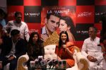  Sunny Leone makes a grand appearance at the K-Lounge store in Borivali on 28th Nov 2017 (5)_5a1e2669567e4.jpg