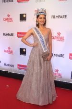 Manushi Chillar at the Red Carpet Of Filmfare Glamour & Style Awards on 1st Dec 2017 (100)_5a22487849c85.JPG
