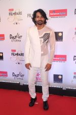 at the Red Carpet Of Filmfare Glamour & Style Awards on 1st Dec 2017 (91)_5a22456fc5df6.JPG