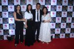 Arjun Rampal, Meher Jessia at the Red Carpet of Star Screen Awards in Mumbai on 3rd Dec 2017 (124)_5a24cd5d2b333.JPG