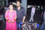 Bharti Singh and Harsh Limbachiyaa spotted in Mumbai After Marriage on 6th Dec 2017 (74)_5a281d213cd43.JPG