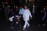 Gulzar Spotted At Airport on 6th Dec 2017 (4)_5a281ce1494f6.JPG