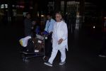 Gulzar Spotted At Airport on 6th Dec 2017 (6)_5a281ce2a3ac5.JPG