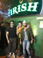 Pulkit Samrat, Manjot Singh, Varun Sharma at the Success Celebration Of Fukrey Returnson 10th Dec 2017 (12)_5a2e366fcbc88.jpg