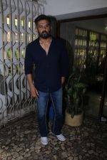 Suniel Shetty at the Unveiling Of Stardust Dhamakedaar Naaz Women Achievers Of India Awarsa Issue on 11th Dec 2017 (106)_5a2f5ca83633d.JPG