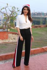 Shama Sikander at Pre Christmas Special Interview on 15th Dec 2017 (1)_5a3514490aea0.JPG