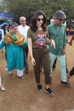 Alia Bhatt At Narsee Monjee Educational Trust Sports Meet For Special Children on 18th Dec 2017 (11)_5a38be40993eb.JPG