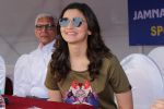 Alia Bhatt At Narsee Monjee Educational Trust Sports Meet For Special Children on 18th Dec 2017 (15)_5a38be43e6843.JPG