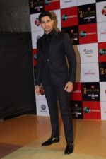 Sidharth Malhotra at the Red Carpet Event Of Zee Cine Awards 2018 on 19th Dec 2017 (268)_5a3a0ea75ffe1.JPG