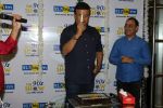Anu Malik at the Launch Of 90_s Show in Big FM on 22nd Dec 2017 (89)_5a3e77c4a278e.JPG