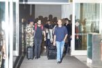 Virat Kohli Spotted At Airport on 22nd Dec 2017 (2)_5a3e74b9001fd.JPG