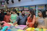 Catherine Tresa, Mehareen, Shalini Pandey launch KLM Fashion Mall at Vizag on 25th Dec 2017 (119)_5a41e1dda7a7e.jpg