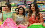 Catherine Tresa, Mehareen, Shalini Pandey launch KLM Fashion Mall at Vizag on 25th Dec 2017 (98)_5a41e1d780dbc.jpg