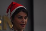 Jacqueline Fernandez Celebrate Christmas With Rpg Foundation Children _Pehlay Akshar_ Initiative on 25th Dec 2017 (29)_5a41eabc79f42.jpg