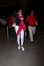 Jacqueline Fernandez Spotted At Airport on 25th Dec 2017(23)_5a41f33a83363.JPG