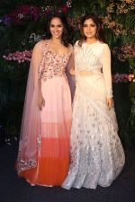 Bhumi Pednekar, Sania Nehwal at Anushka Sharma And Virat Kohli_s Wedding Celebration In Mumbai on 26th Dec 2017 (29)_5a432ea361e67.JPG