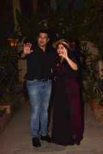 Vidya Balan, Siddharth Roy Kapoor at Vidya Balan Host Birthday Party With Family on 1st Jan 2018 (1)_5a4b2c6418c11.jpg