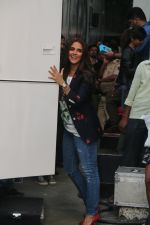 Neha Dhupia at The Set Of Jeep Presents BFF_s on 8th Jan 2018 (37)_5a544553a13f6.JPG