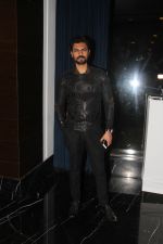 Gaurav Chopra at the Launch Of Dabboo Ratnani Calendar 2018 on 17th Jan 2018 (178)_5a60479c20307.jpg