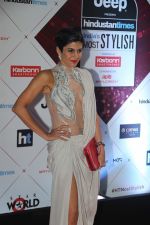 Mandira Bedi at the Red Carpet Of Ht Most Stylish Awards 2018 on 24th Jan 2018 (8)_5a69e7ede991a.jpg