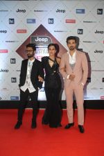 Taapsee Pannu, Saqib Saleem at the Red Carpet Of Ht Most Stylish Awards 2018 on 24th Jan 2018 (31)_5a69e9973fc05.jpg