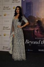 Malavika Mohanan at the Trailer launch of film Beyond the Clouds on 29th Jan 2018 (24)_5a6ff289dbeeb.jpg