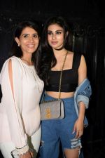 Sonali Kulkarni, Mouni Roy at Ekta Kapoor_s party at her juhu home on 29th Jan 2018 (42)_5a70040ba6263.jpg