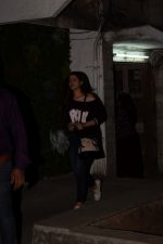 Kriti Sanon_s Sister Nupur Sanon Spotted At Cromekayvon 31st Jan 2018 (2)_5a72ae4d274c7.JPG