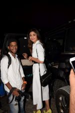 Shilpa Shetty Spotted At Pvr on 31st Jan 2018 (1)_5a72ae62d442a.JPG