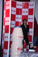 Shilpa Shetty unveil new Yakult Light product by Azhar Khan in Novotel on 8th Feb 2018 (75)_5a7c5378cbefd.JPG
