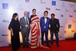 Deepika Padukone at Red Carpet Of Volare Awards 2018 on 9th Feb 2018 (70)_5a7e99a189c5c.JPG