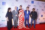 Deepika Padukone at Red Carpet Of Volare Awards 2018 on 9th Feb 2018 (71)_5a7e99a21844f.JPG
