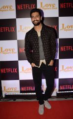 Vicky Kaushal at the Screening of Ronnie Screwvala_s film Love per square foot in Cinepolis, Andheri, Mumbai on 10th Feb 2018 (37)_5a81331866118.JPG
