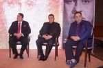 Randhir Kapoor, Rishi Kapoor, Rajiv Kapoor at The Raj Kapoor Awards For Excellence In Entertainment on 14th Feb 2018 (27)_5a85996413a5e.jpg