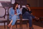 Twinkle Khanna, R Balki share stage with Victor Orozco World Bank on 14th Feb 2018 (24)_5a8599001dd1b.jpg