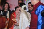 Asha Bhosle, Rekha at 5th Yash Chopra Memorial Award on 17th Feb 2018 (119)_5a894ae7e6e0c.jpg