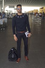 Upen Patel Travelling To Chennai For His Film Shooting on 1st March 2018 (10)_5a97f4baf1c93.JPG