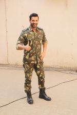 John Abraham during the promotional shoot for the film Parmanu at Mehboob studio, Bandra (19)_5a9835a559263.JPG
