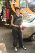 Kalki Koechlin spotted at Mehboob studio in bandra , mumbai (5)_5a9834be4d5db.JPG