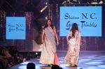 at Caring With Style Abu Jani Sandeep Khosla & Shaina NC Fashion Show To Raise Funds For Cancer Patient Aid Association (30)_5a98140b579ae.jpg