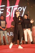 Neha Kakkar at Hate story 4 music concert at R city mall ghatkopar, mumbai on 4th March 2018 (26)_5a9cea8c5c875.jpg